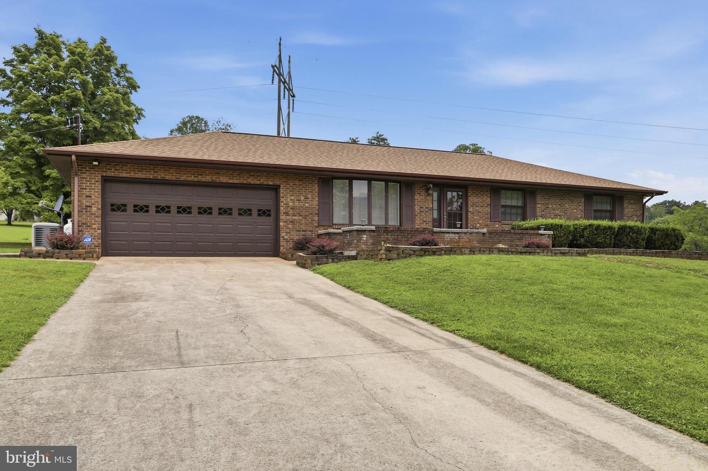 462 Tanglewood Loop Property Photo 2