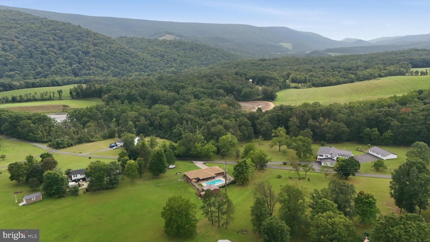 462 Tanglewood Loop Property Photo 37