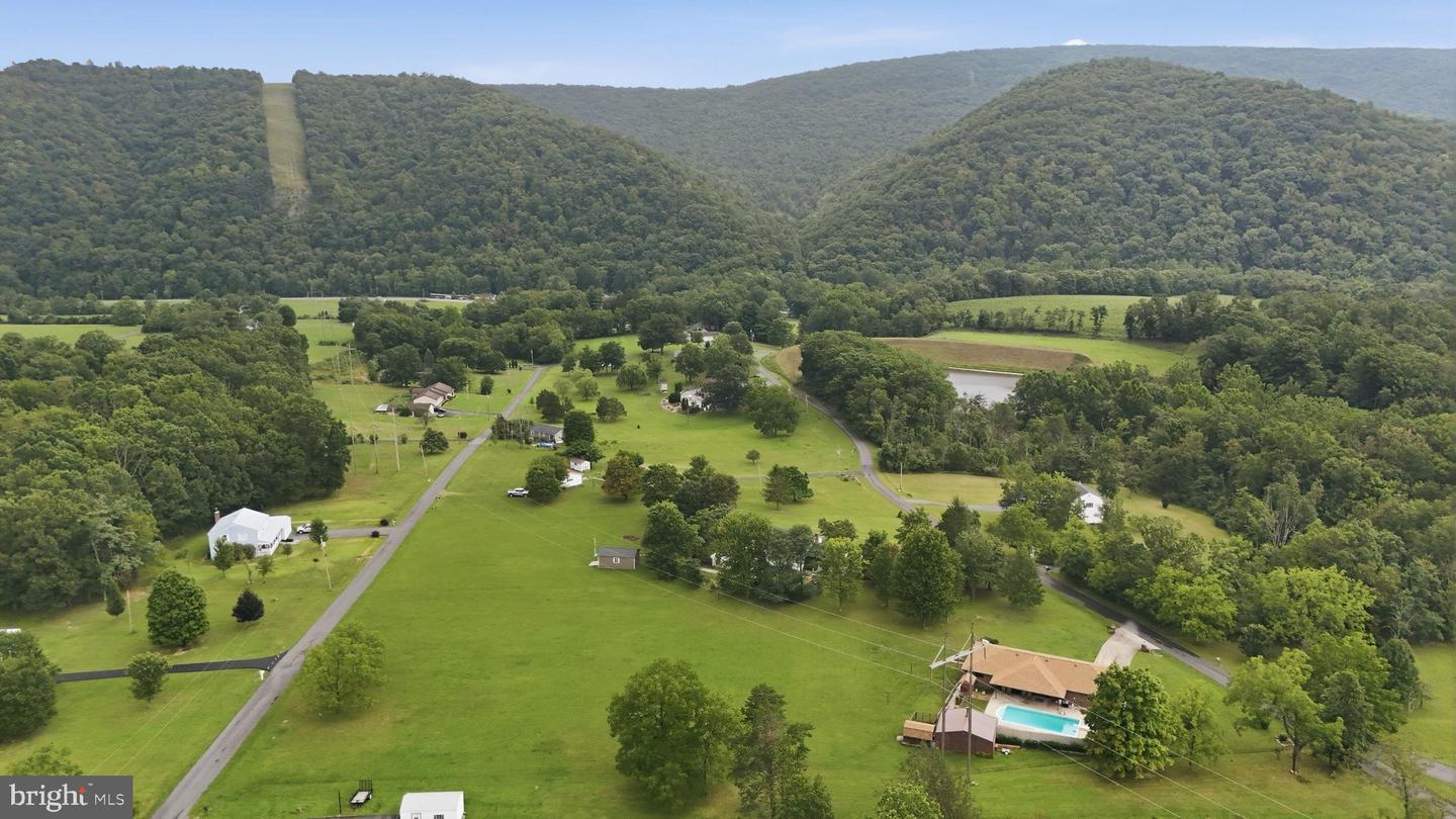 462 Tanglewood Loop Property Photo 39