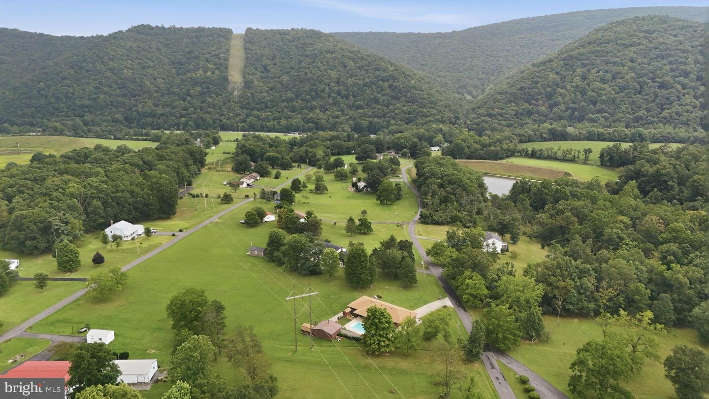 462 Tanglewood Loop Property Photo 40