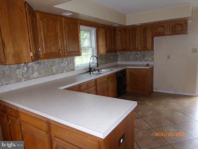 262 Windover Dr Property Photo 5