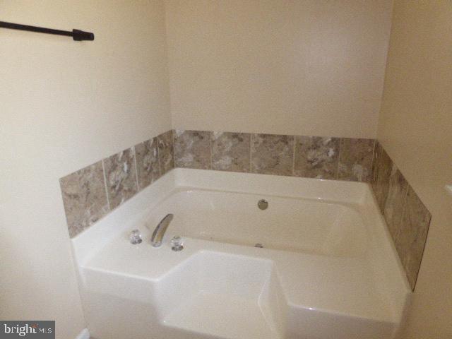 262 Windover Dr Property Photo 12