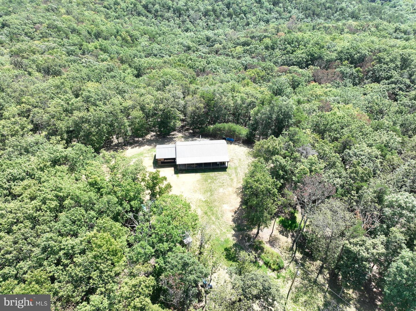 1433 Ed Welsh Rd Property Photo 26