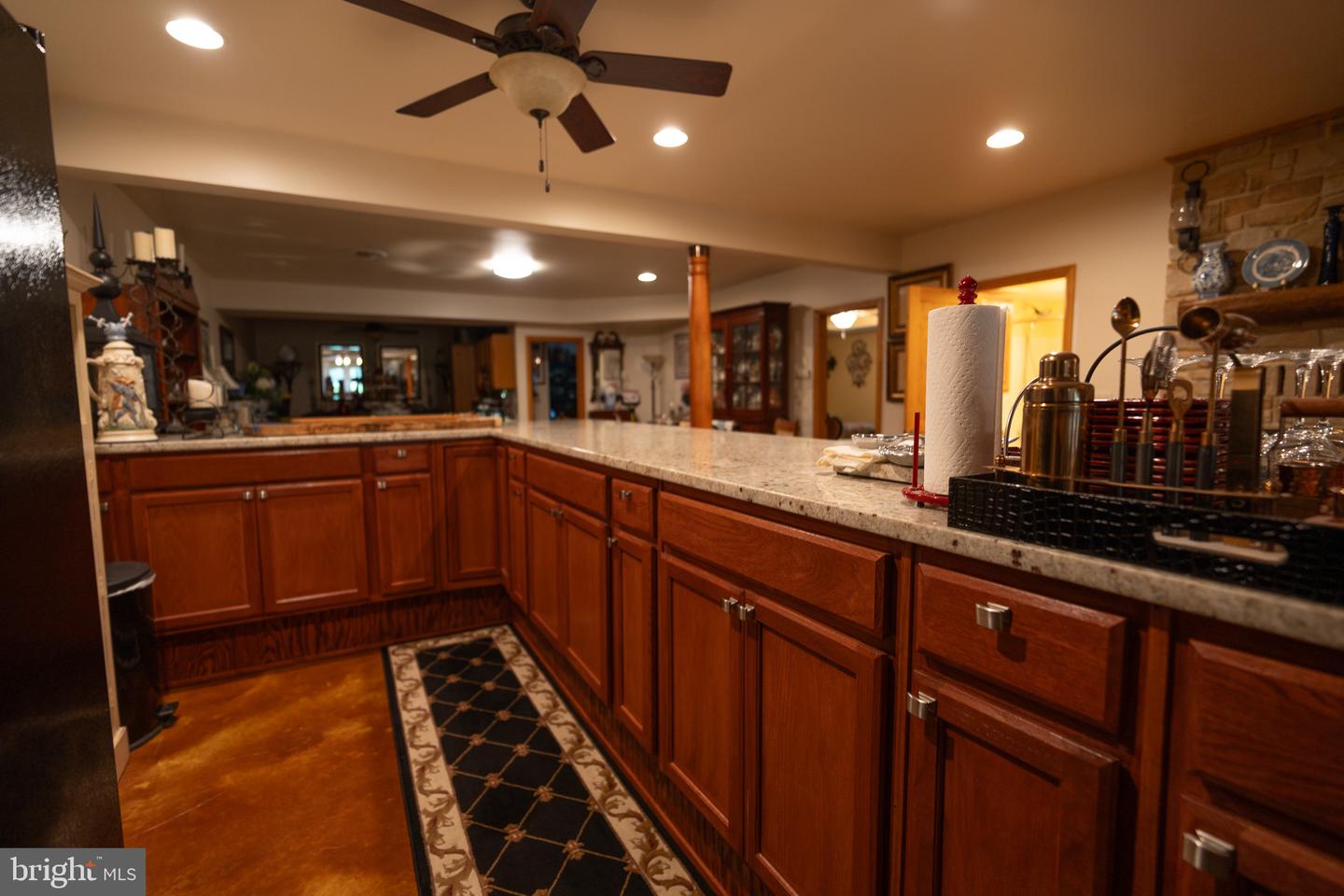 100 Clearwater Dr Property Photo 40