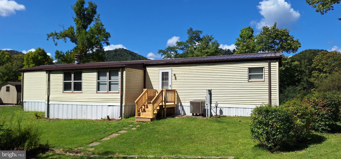 238 Mount Laurel Dr Property Photo 4