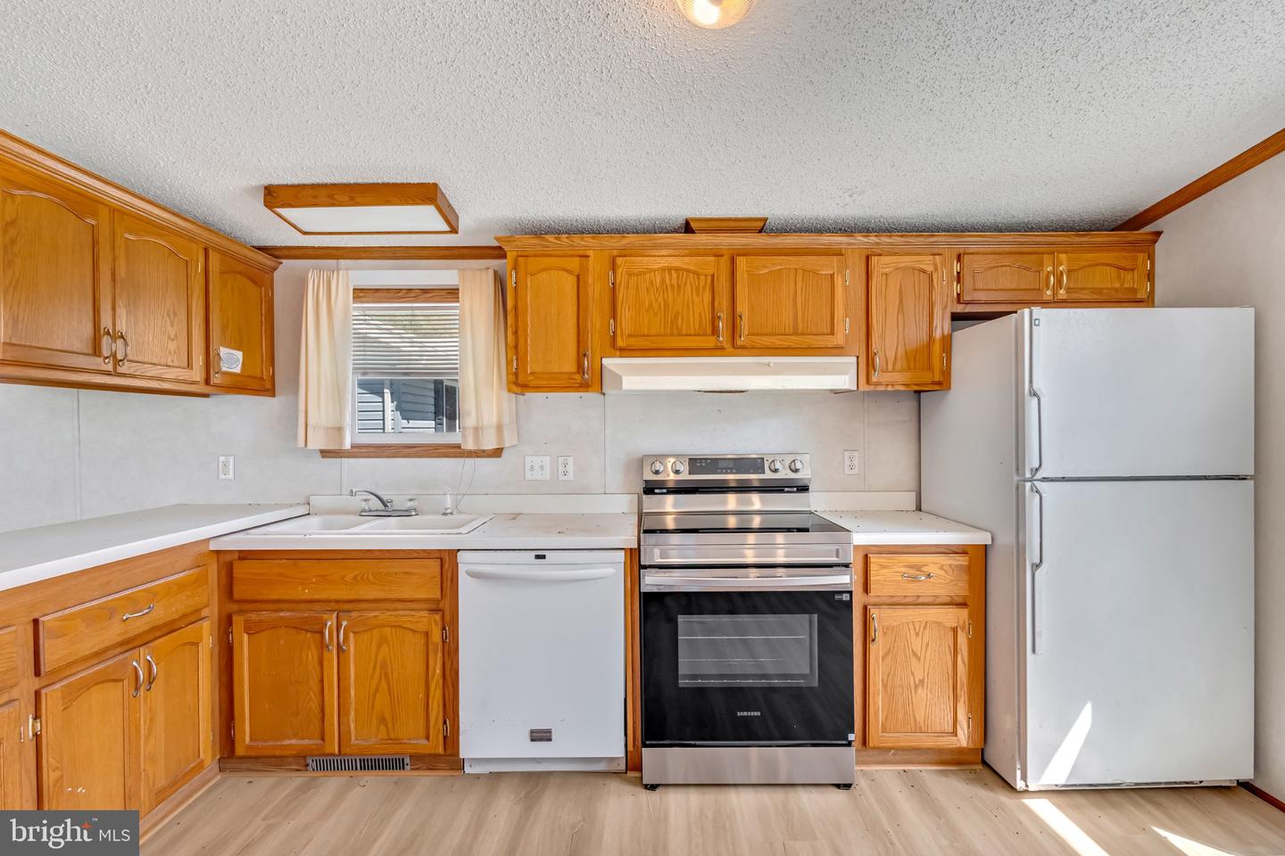 21 N Buddy Ln Property Photo 5