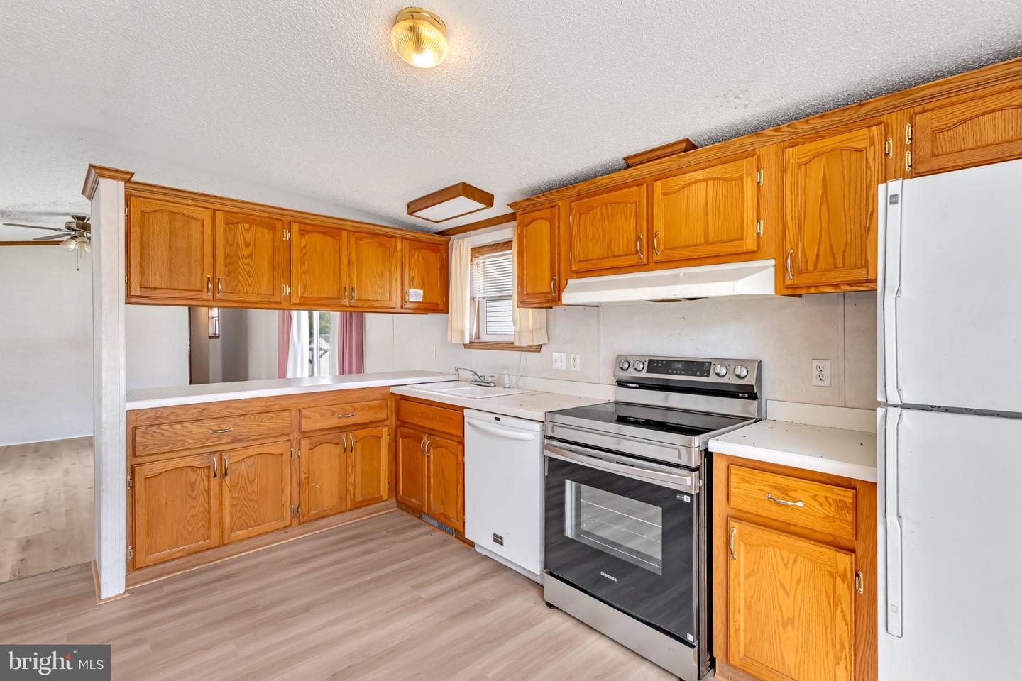 21 N Buddy Ln Property Photo 6