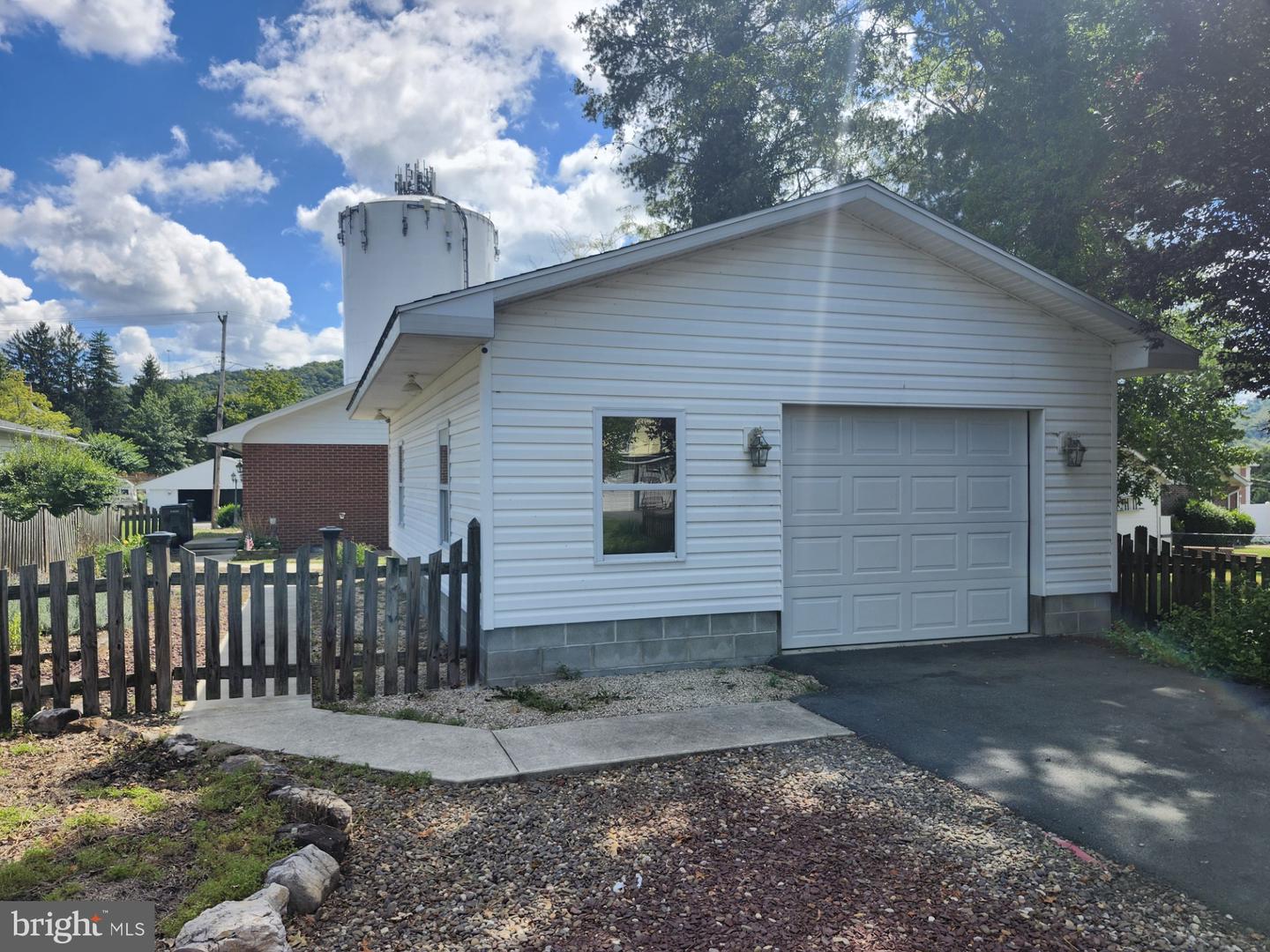 166 S A St Property Photo 50