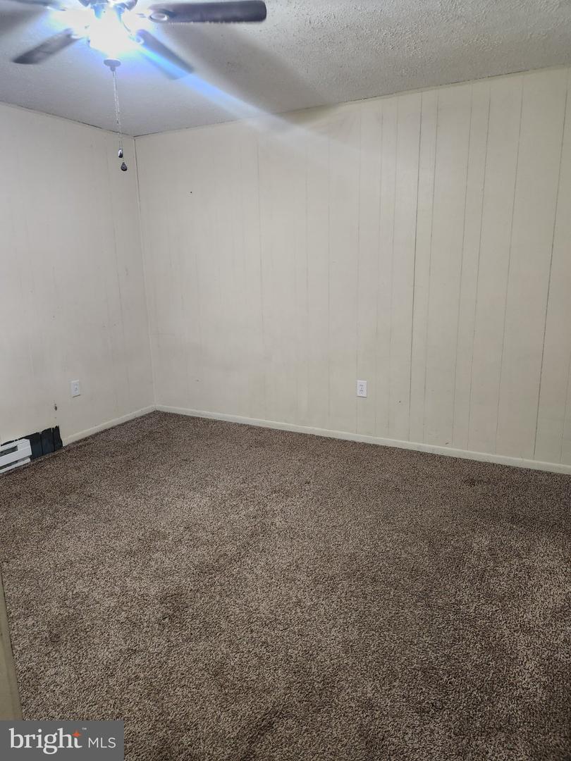 130 Spring St Property Photo 5