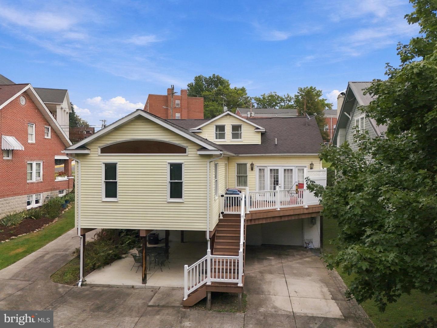141 State St Property Photo 3