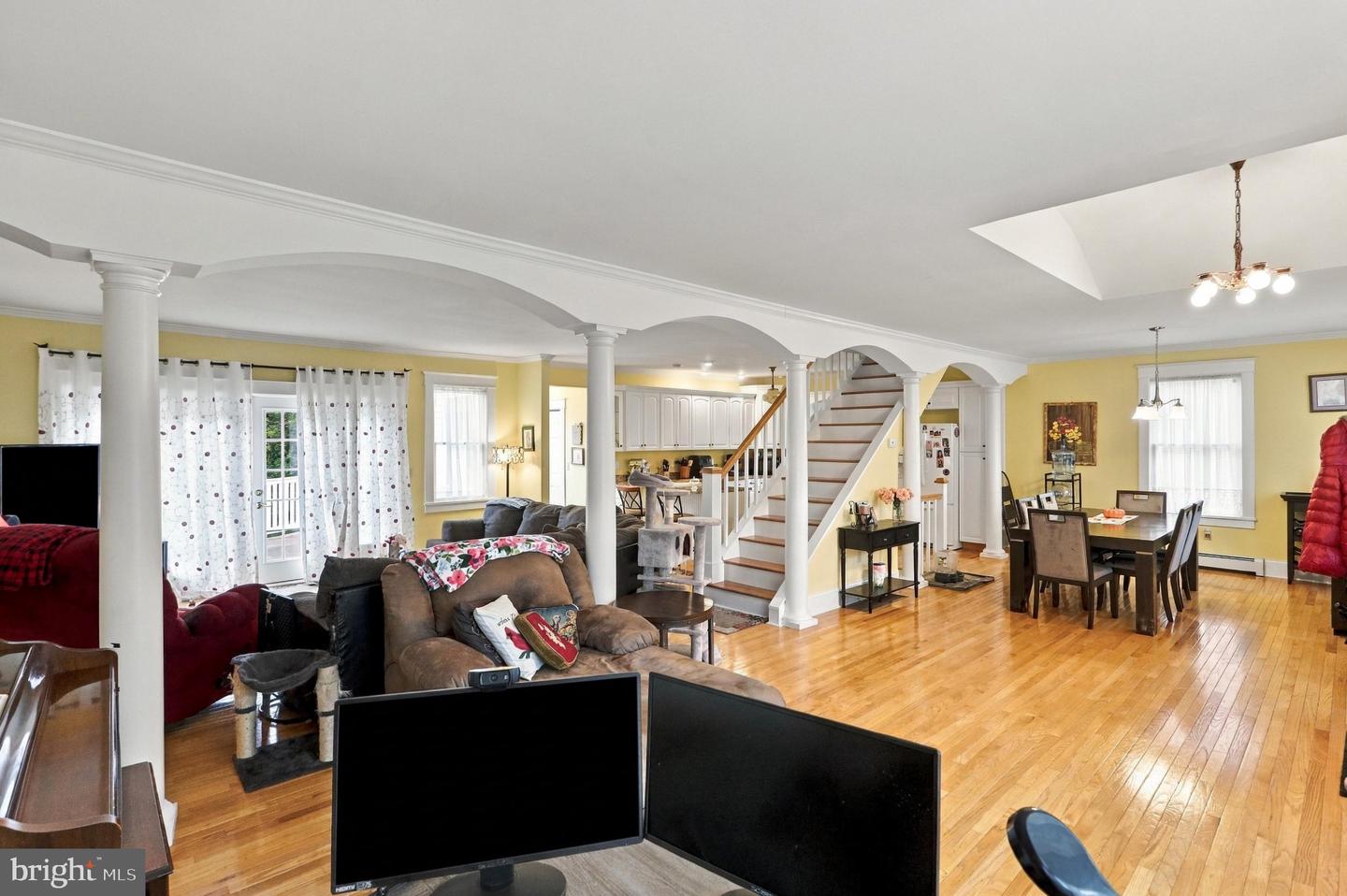 141 State St Property Photo 9