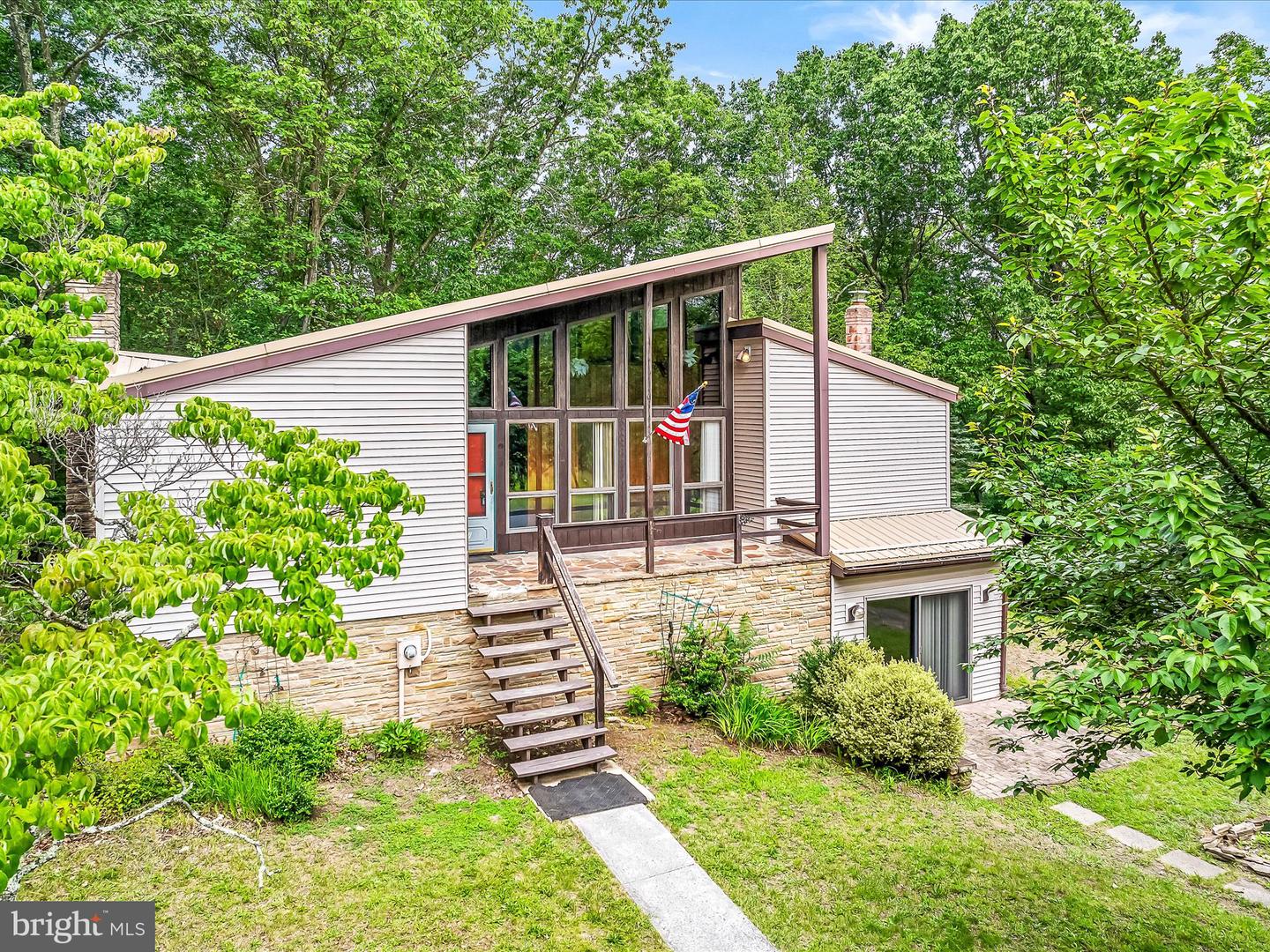 97 Murphy Ct Property Photo 1