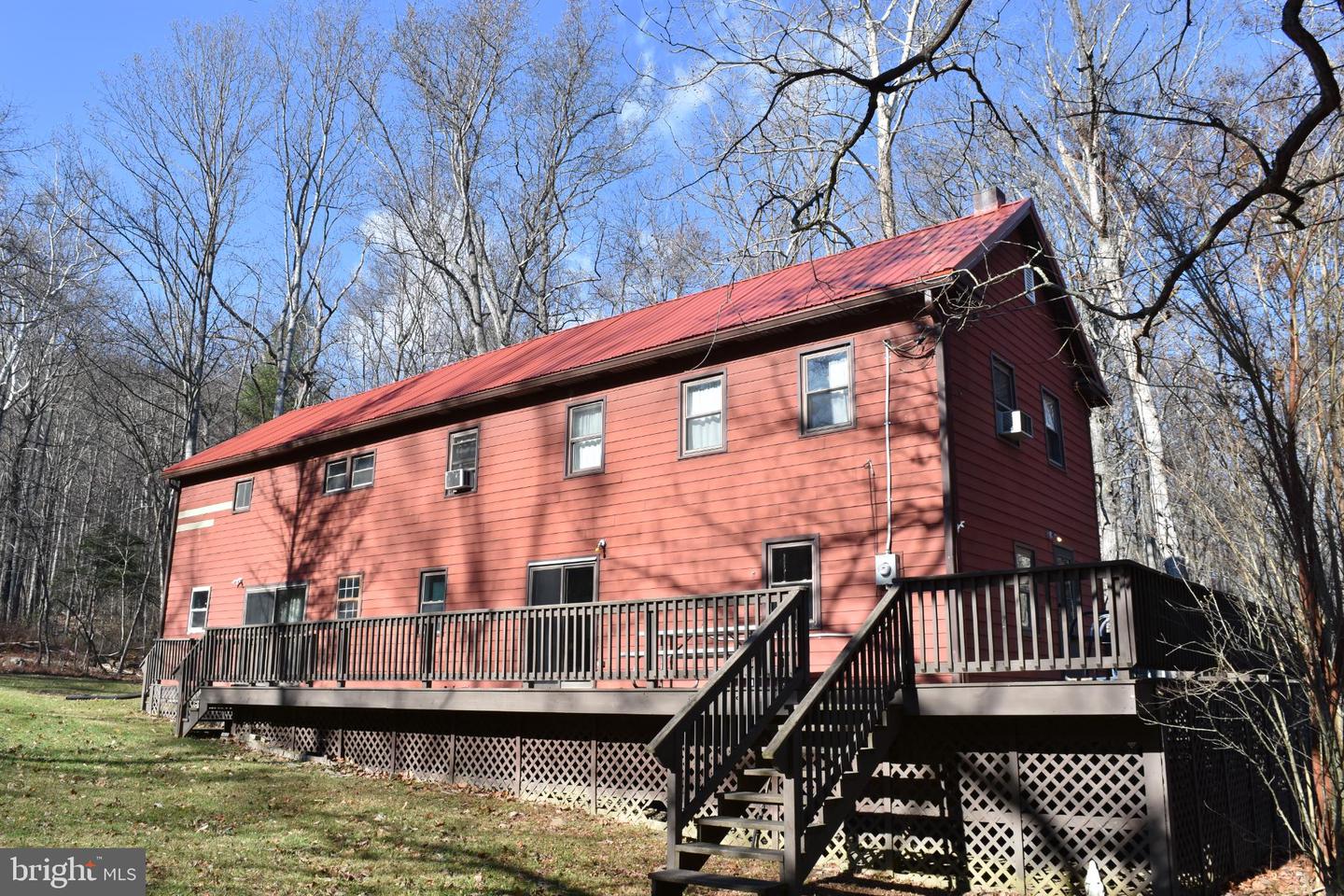 1417 Mountainside Property Photo 1