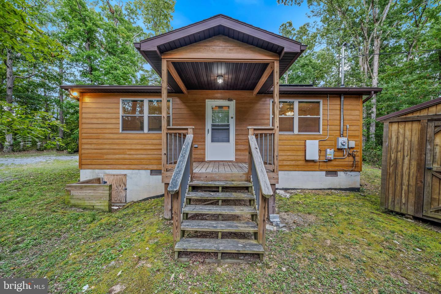 722 OAK HILL RD