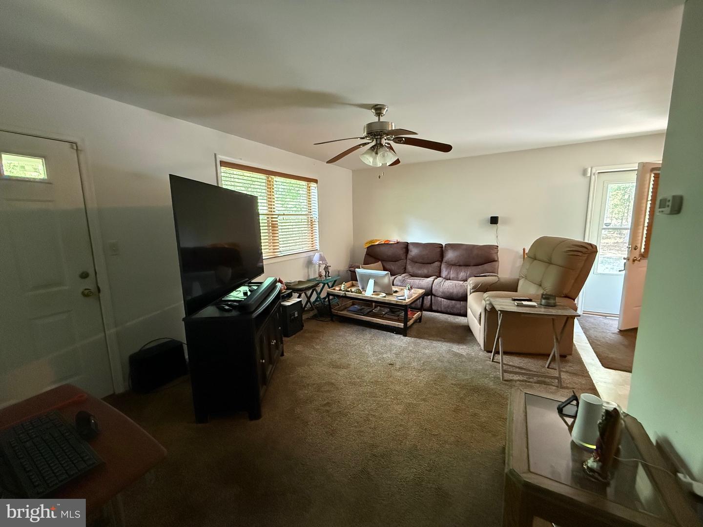 722 Oak Hill Rd Property Photo 3