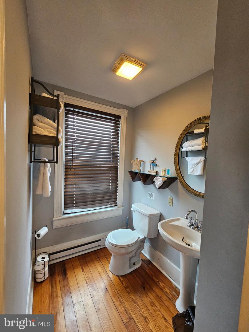 174 N Washington St Property Photo 31