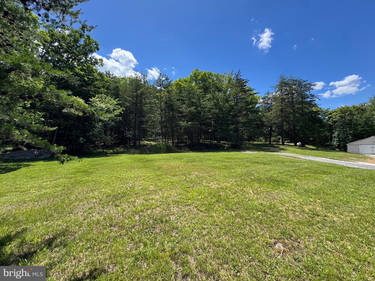 346 Sand Mine Rd Property Photo 2