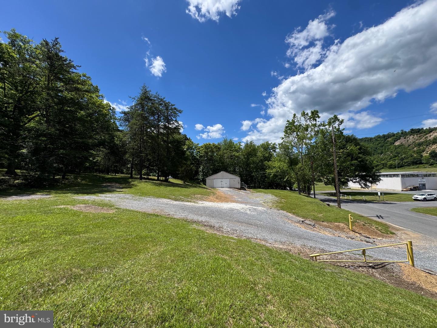346 Sand Mine Rd Property Photo 5
