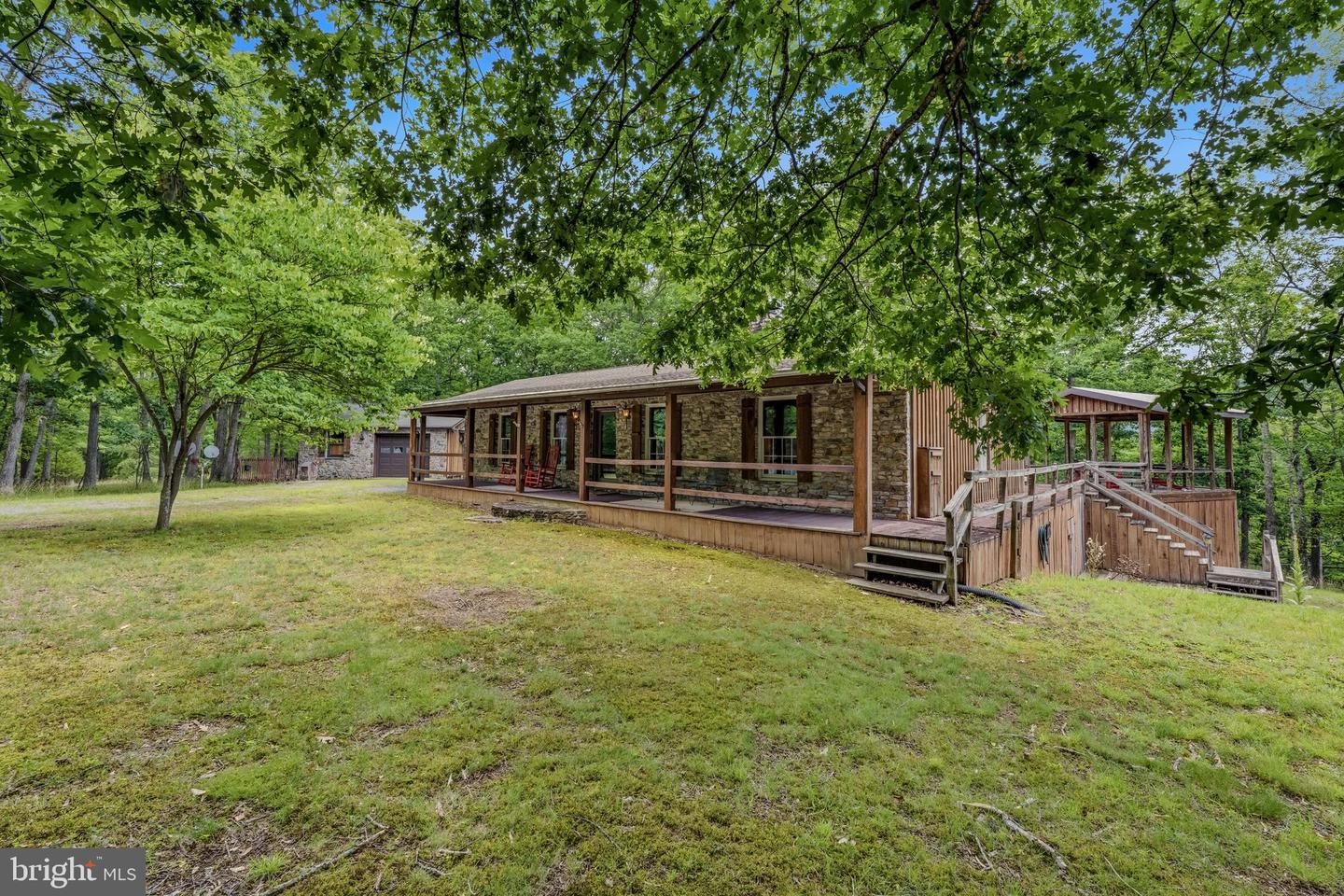 781 Moss Ln Property Photo 1