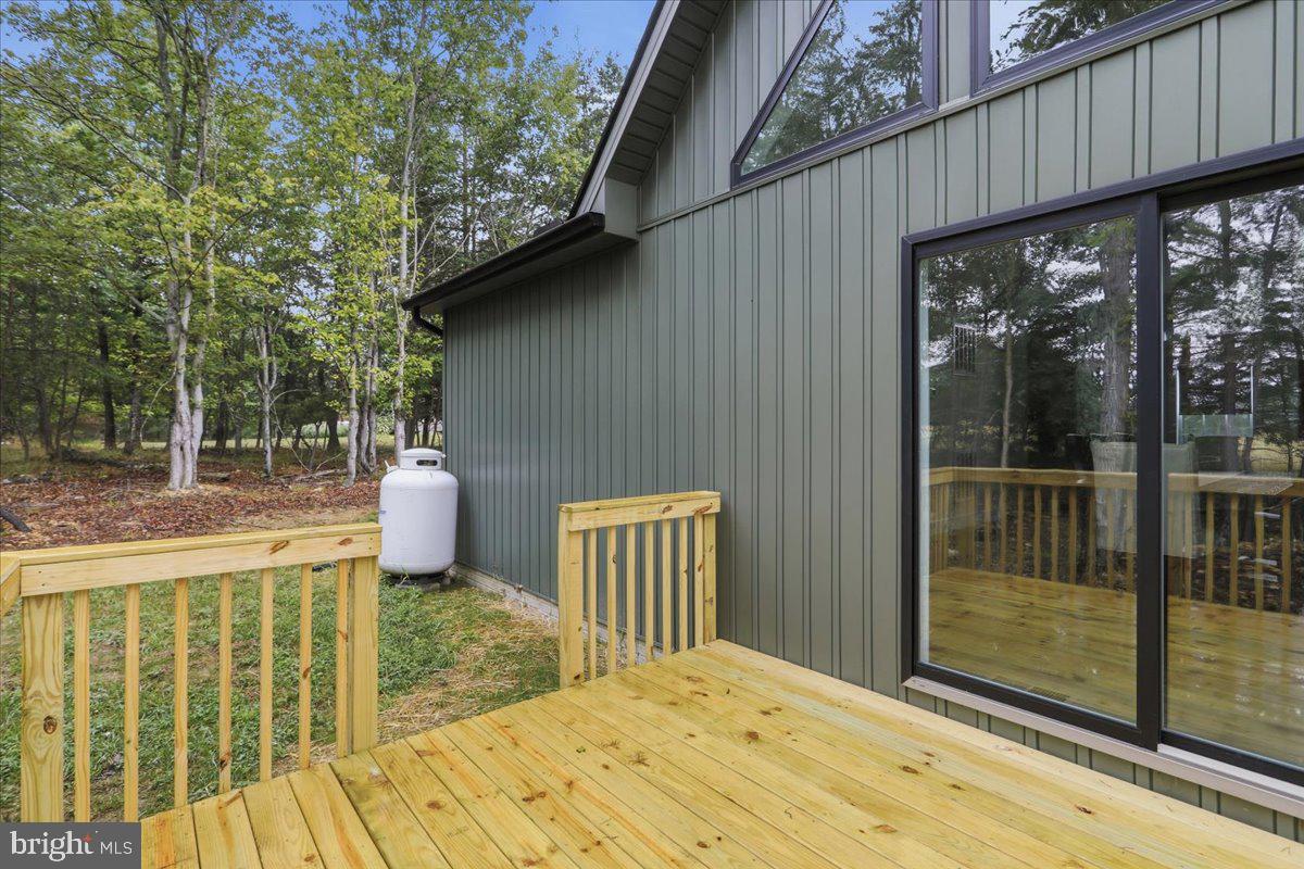 124 Medford Ln Property Photo 38