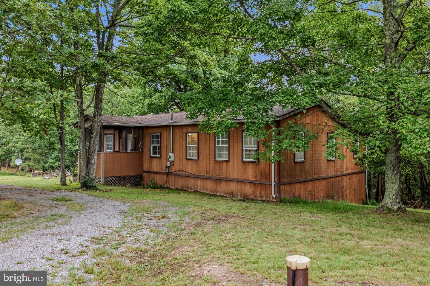 602 Plum Tree Ln Property Photo 1