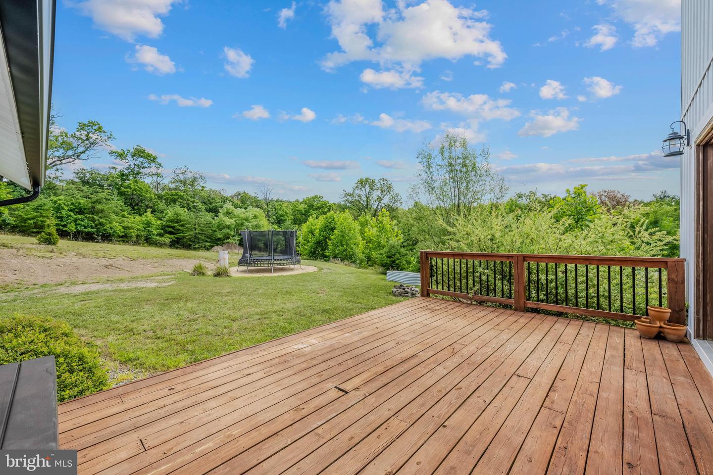 1089 Waugh Rd Property Photo 13