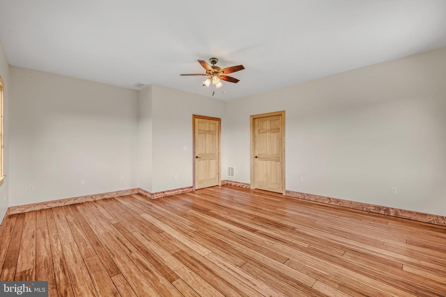 1089 Waugh Rd Property Photo 28