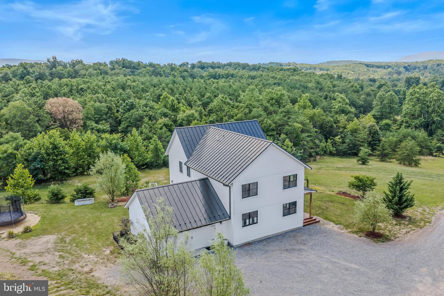 1089 Waugh Rd Property Photo 62