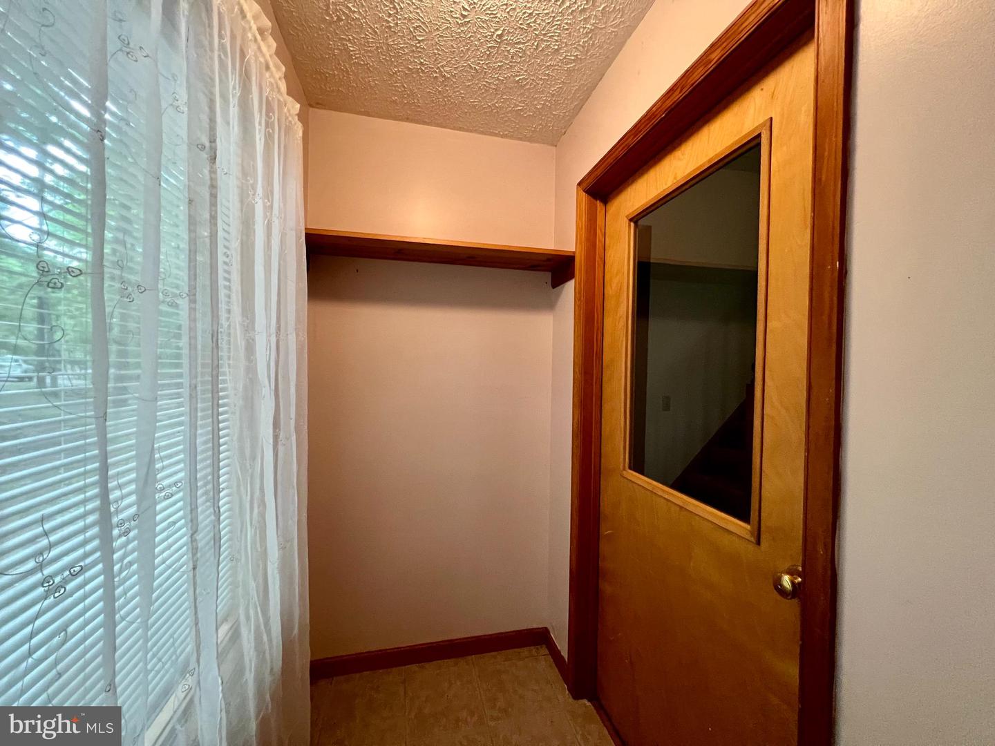 148 S Fieldstone Ln Property Photo 3