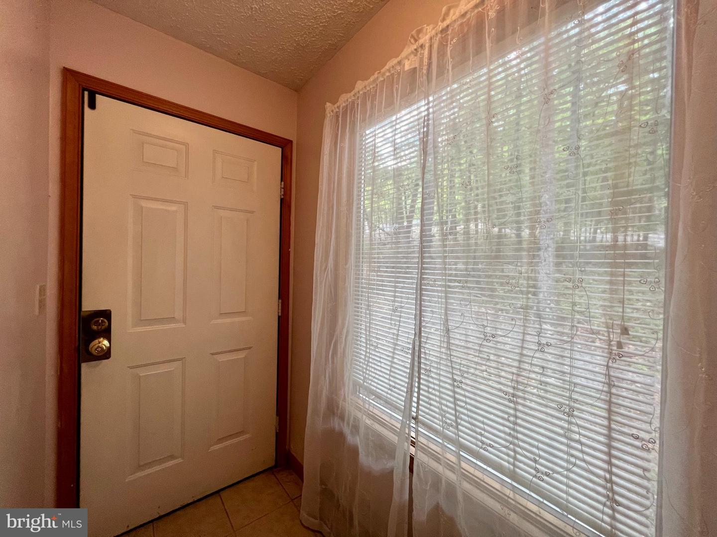 148 S Fieldstone Ln Property Photo 4