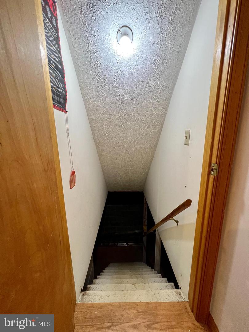 148 S Fieldstone Ln Property Photo 33