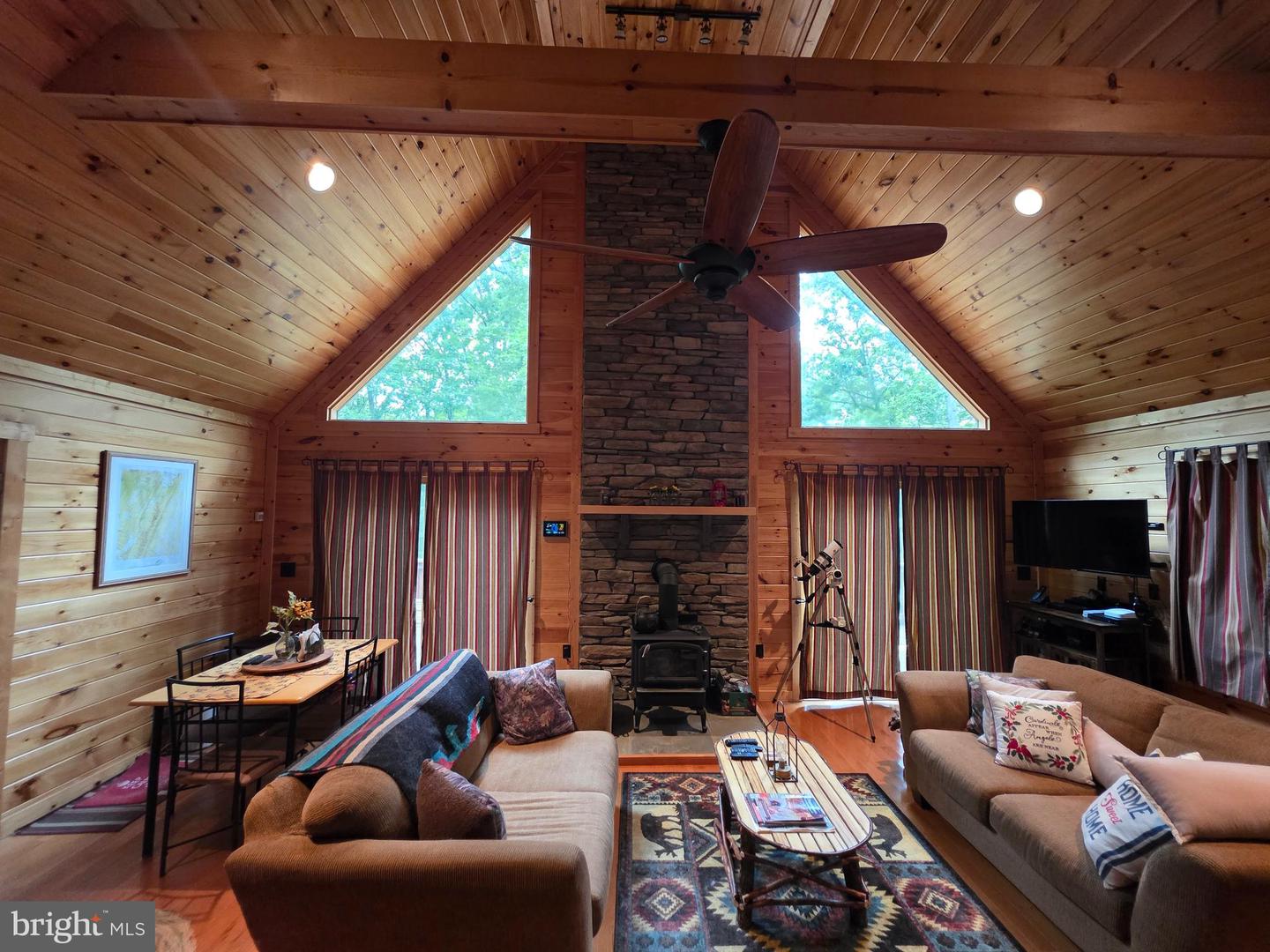 250 Flat Ridge Rd Property Photo 4