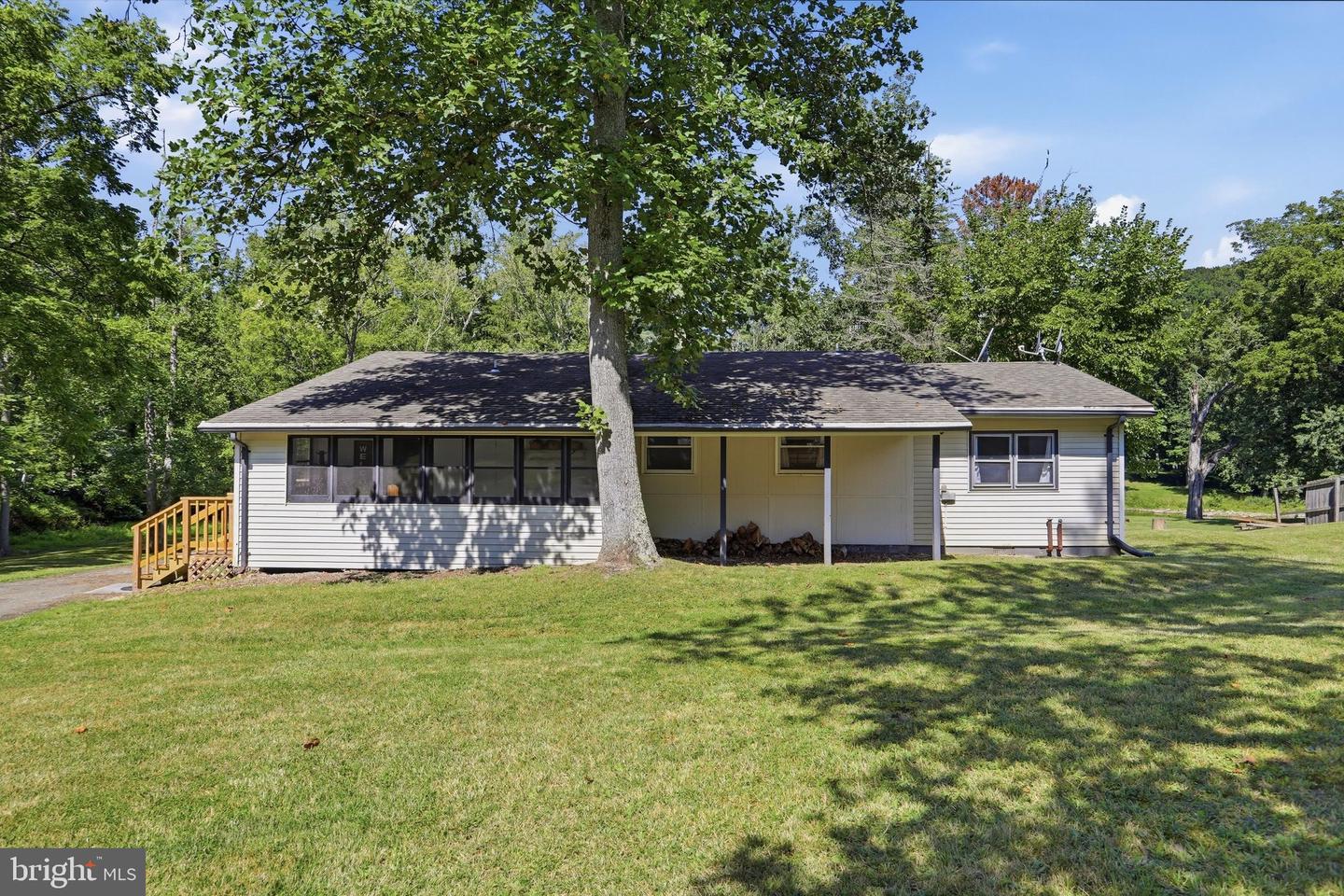 13340 Cacapon Road Property Photo 3