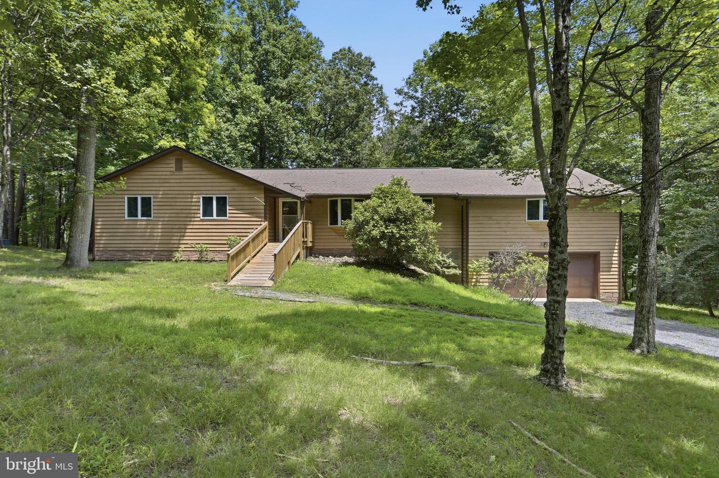 351 Silvercreek Ln Property Photo 1