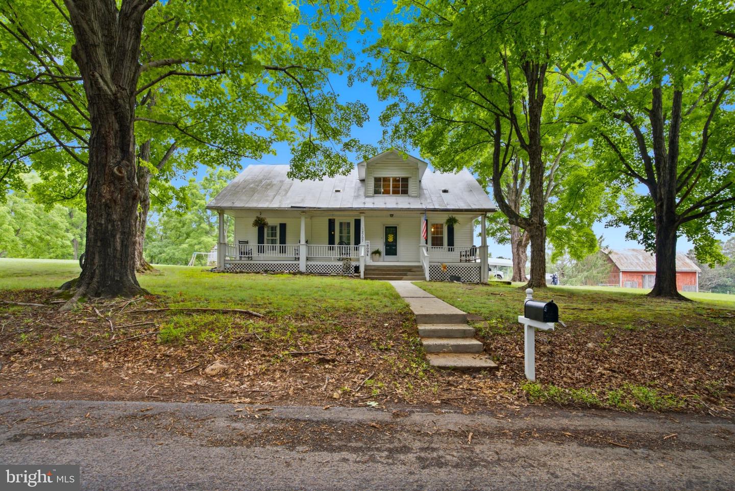2197 Mauzy Rd Property Photo 1