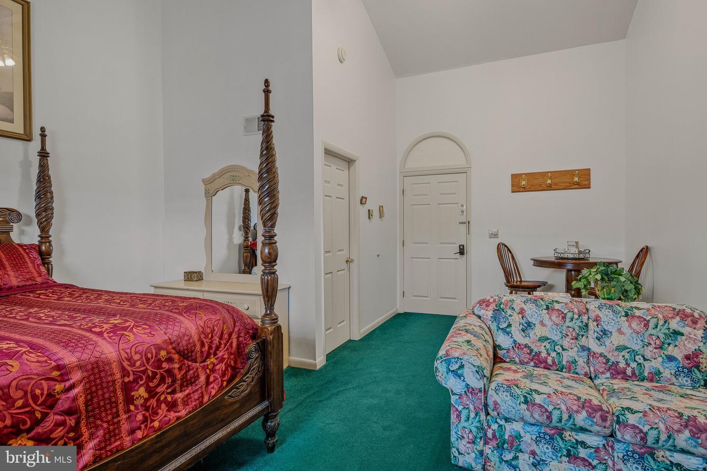176/184 Wilkes Street Property Photo 34