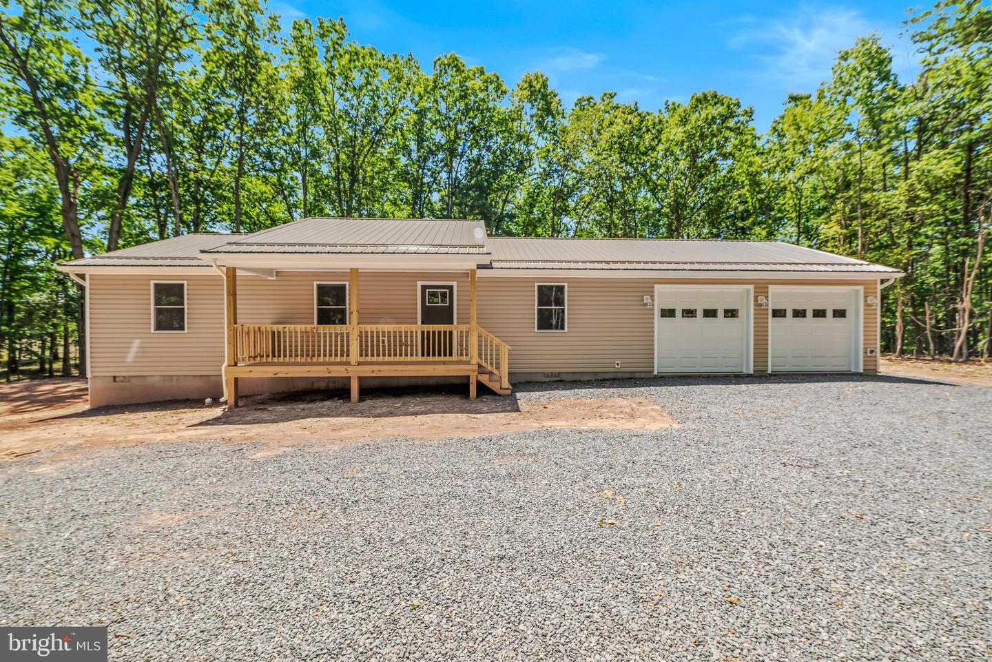 148 Ponds Court Property Photo 1