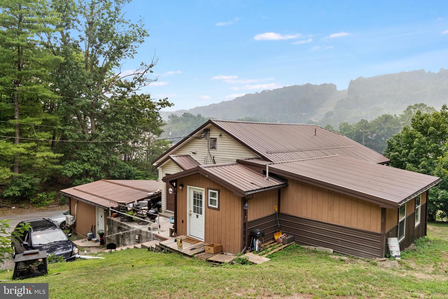 1499 Valley Rd Property Photo 34