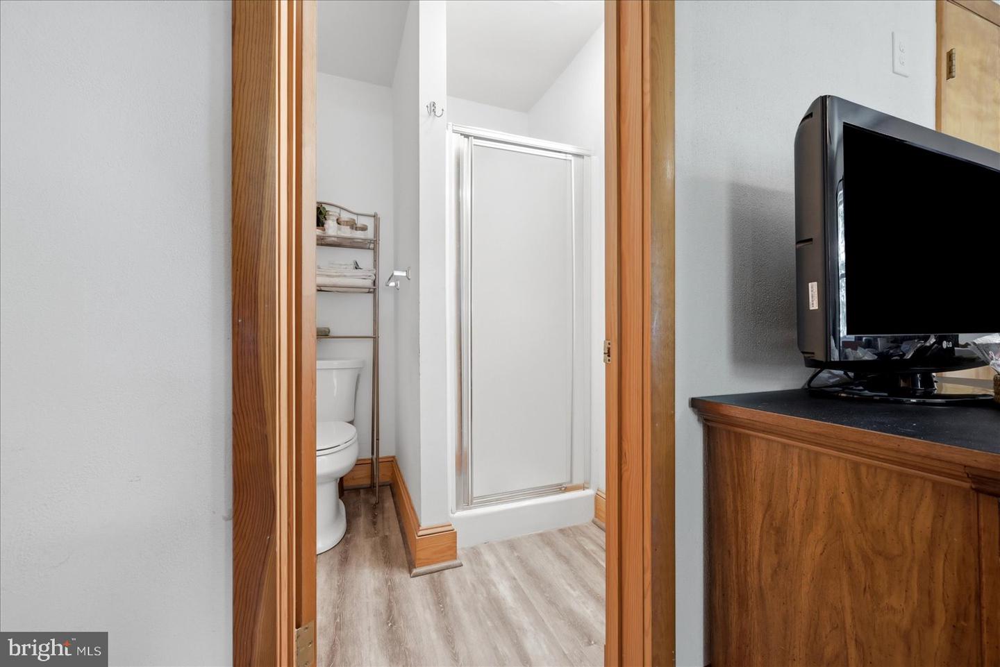 9581 Valley Rd Property Photo 18