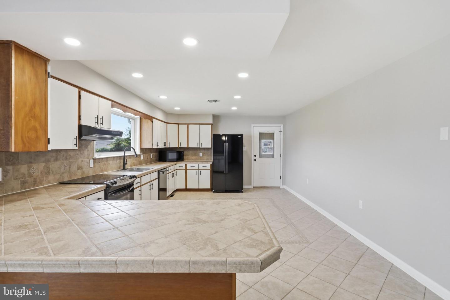 11223 Valley Rd Property Photo 13