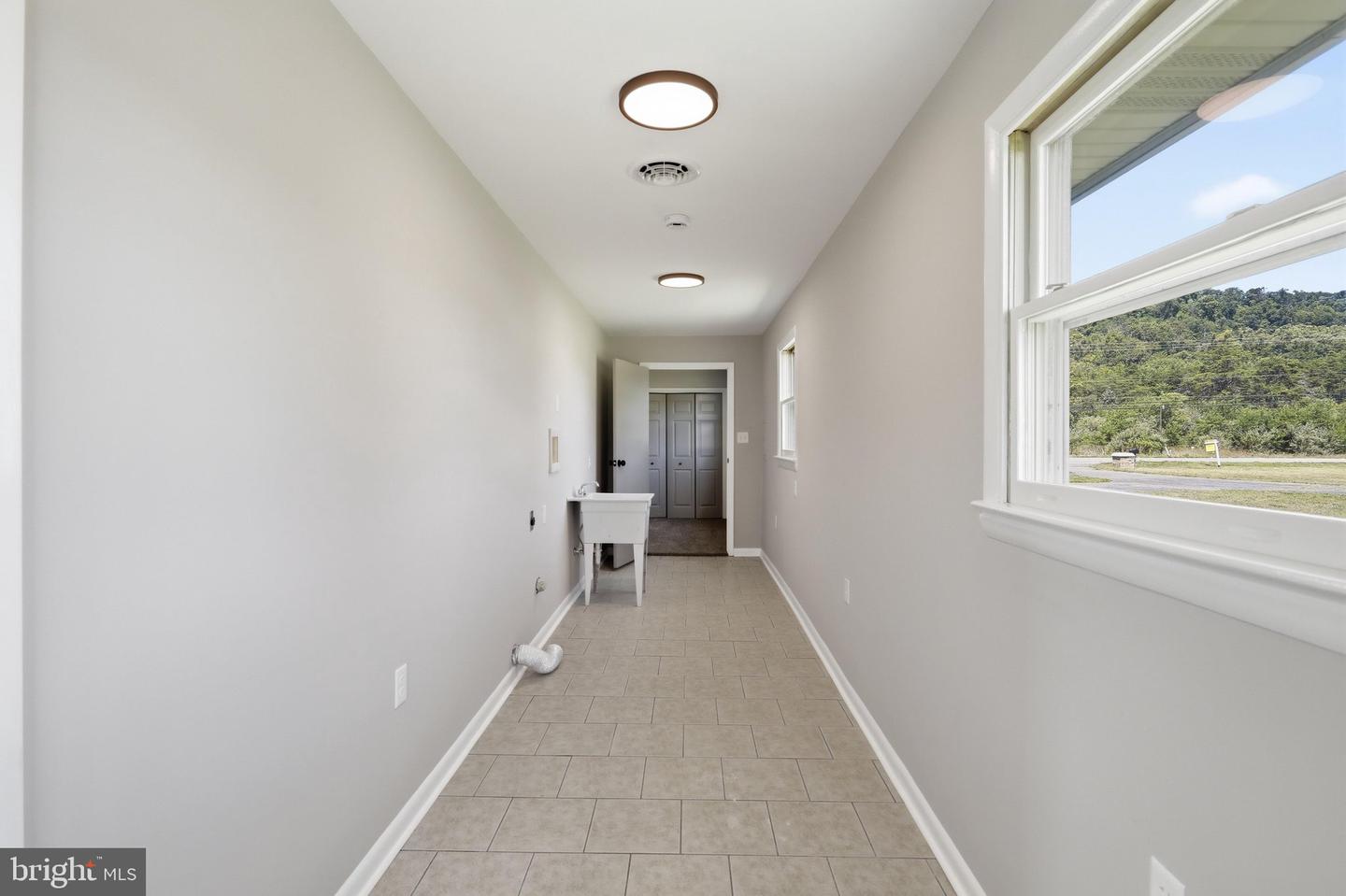 11223 Valley Rd Property Photo 24