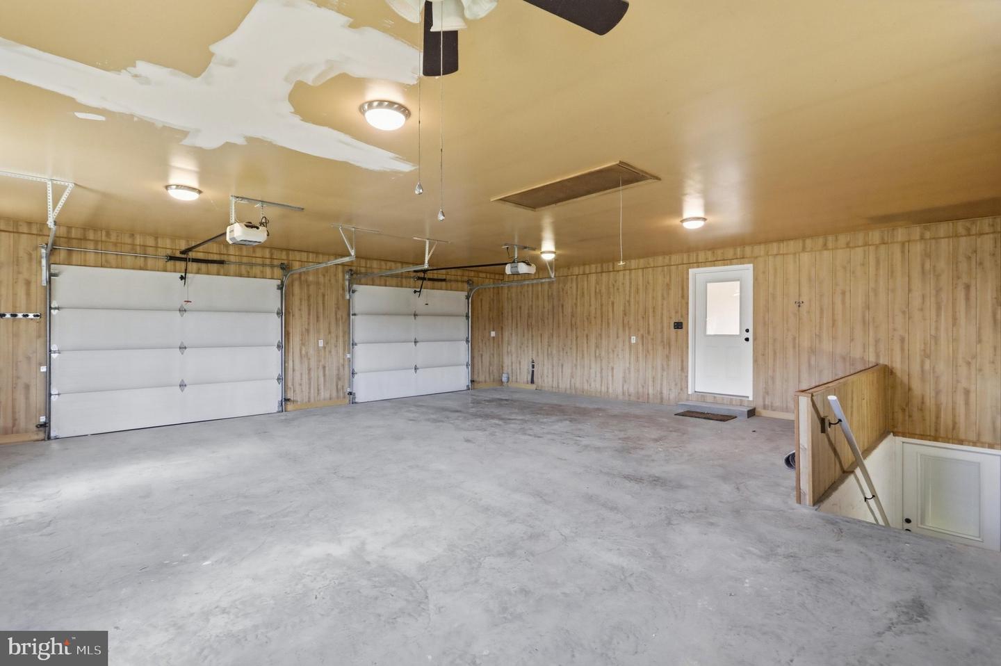 11223 Valley Rd Property Photo 33
