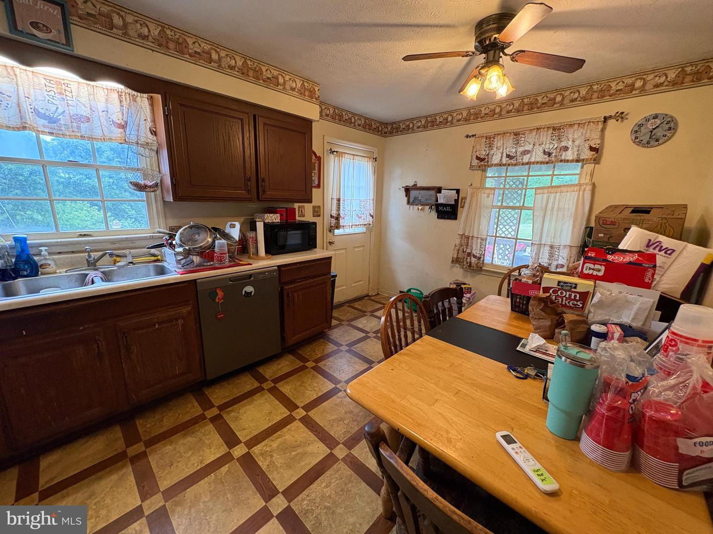 68 Sunset Drive Property Photo 11