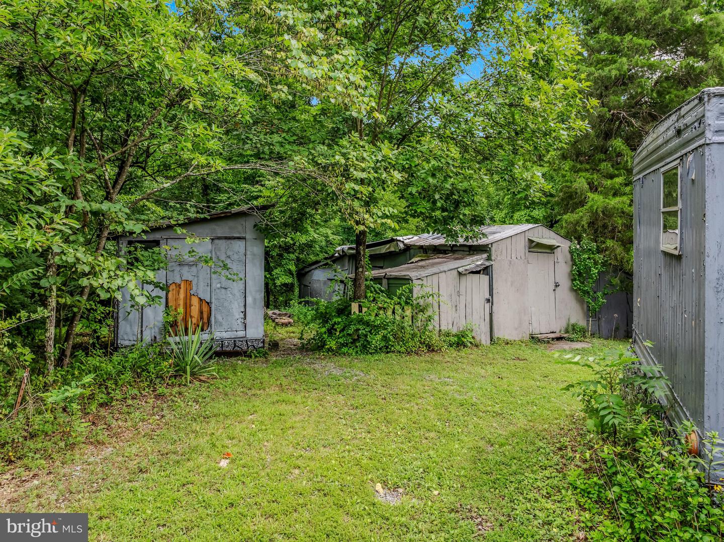 175 Pheasant Ln Property Photo 13