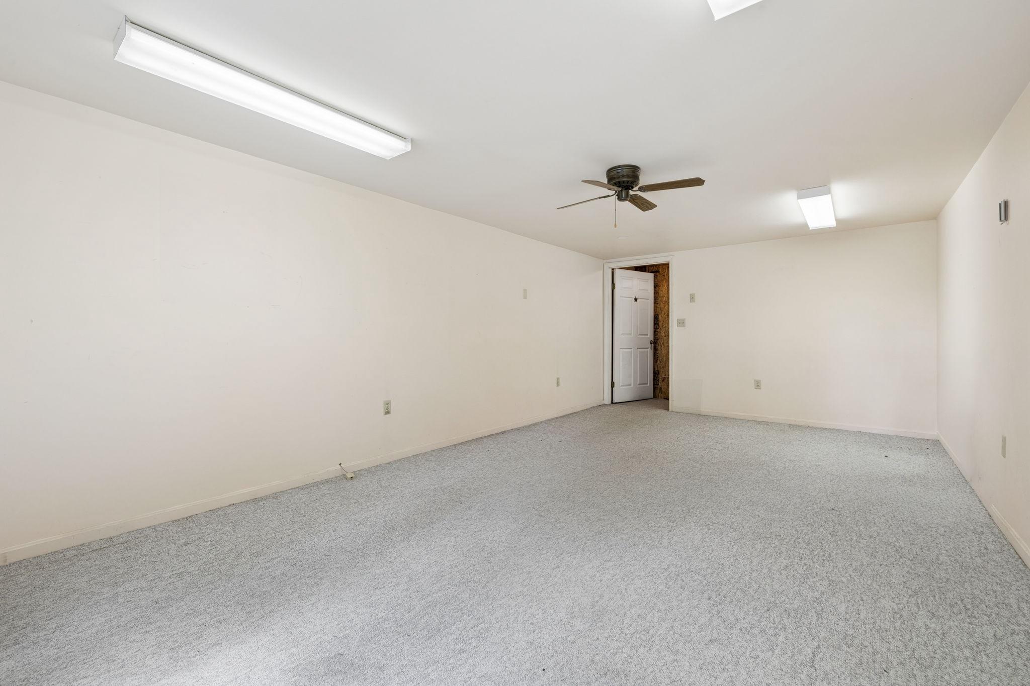 422 Clearfield Dr Property Photo 24