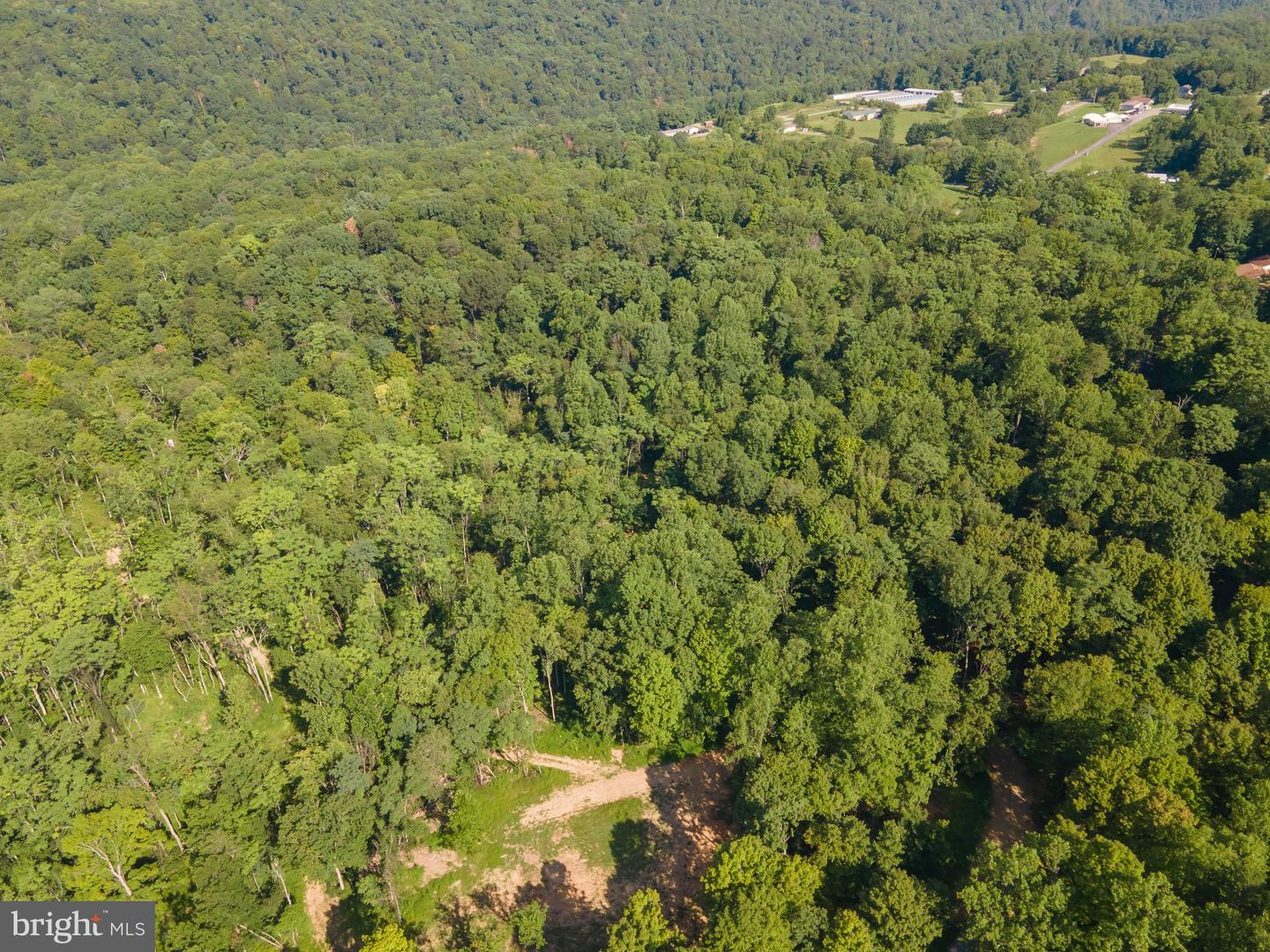 Sir Johns Run Rd Property Photo 16