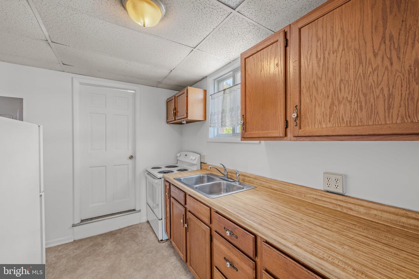 15 N Washington St #5 Property Photo 7