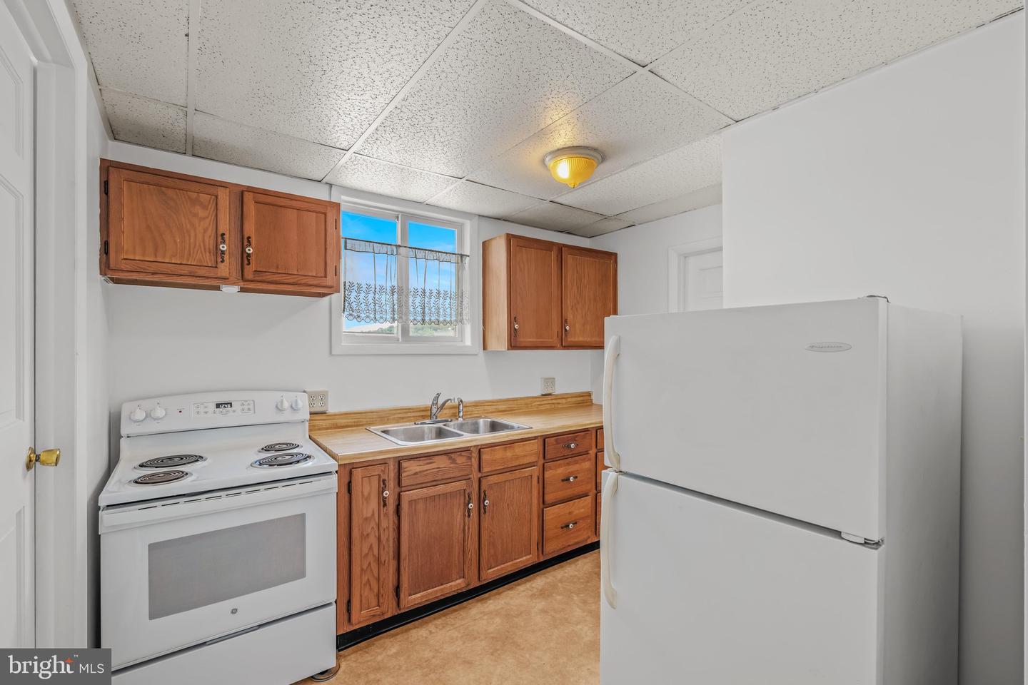 15 N Washington St #5 Property Photo 8