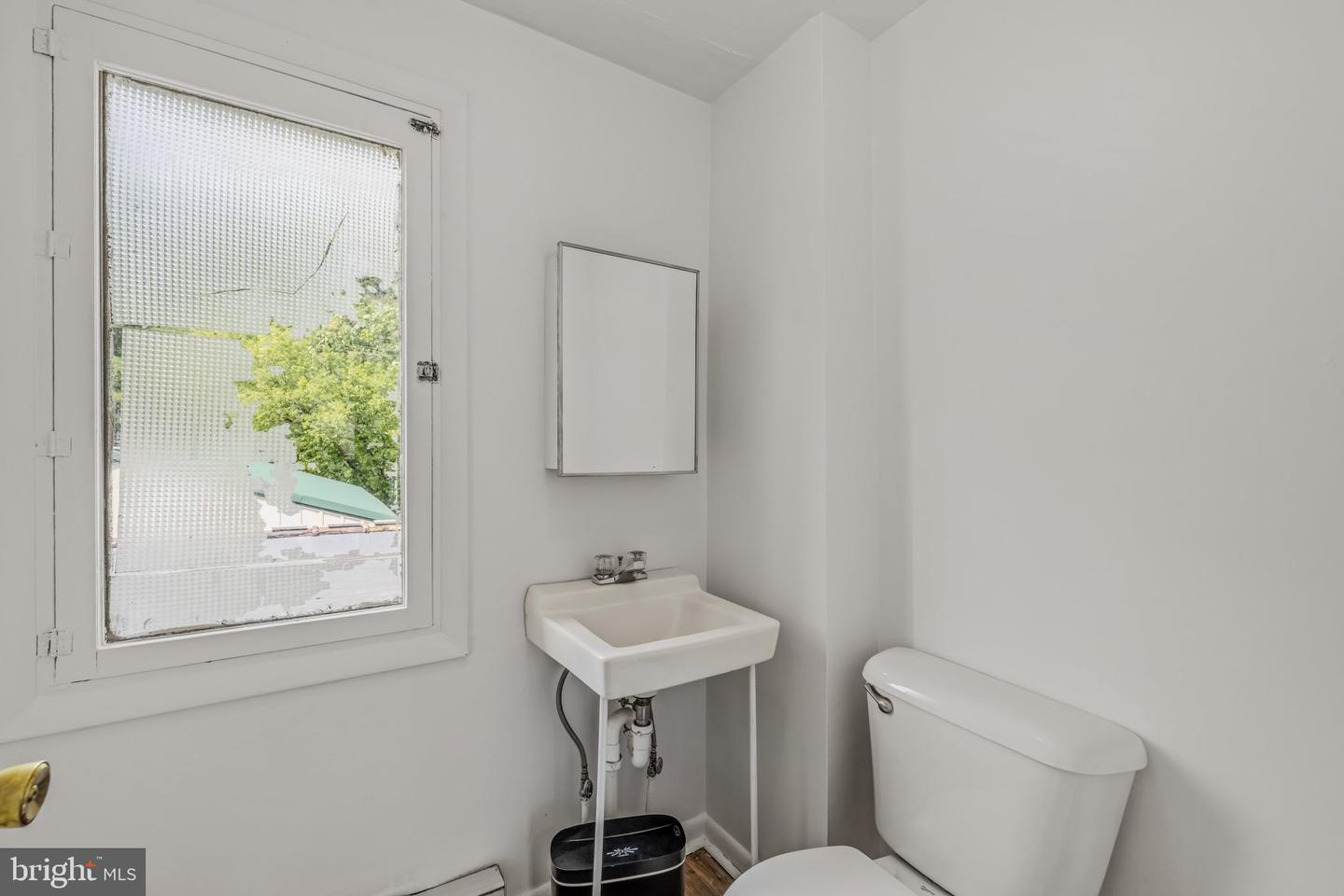 15 N Washington St #5 Property Photo 11