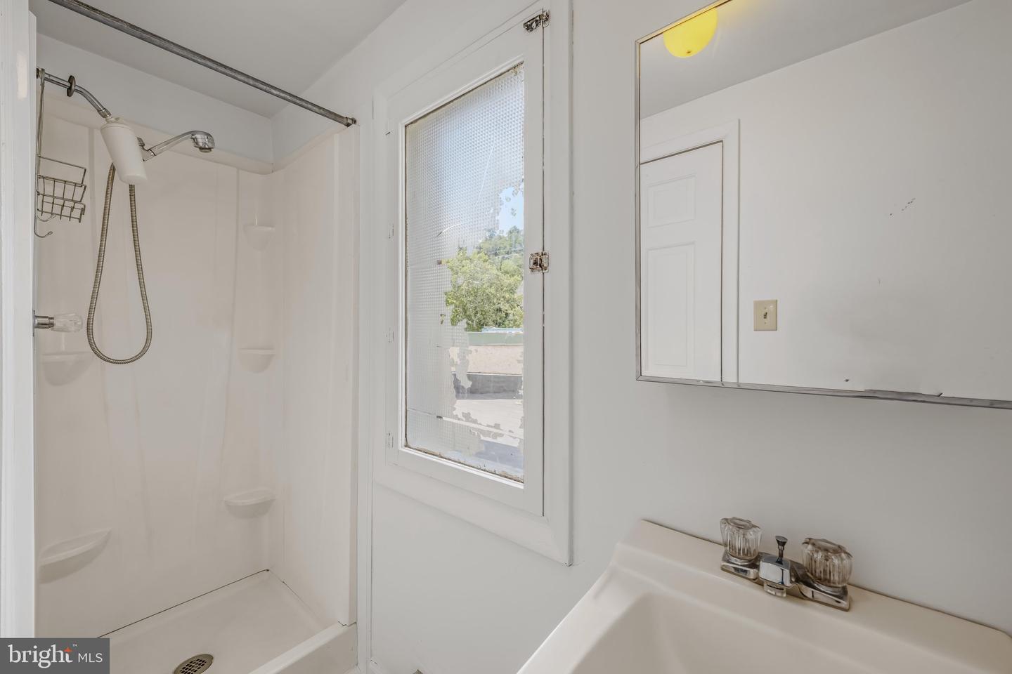 15 N Washington St #5 Property Photo 12
